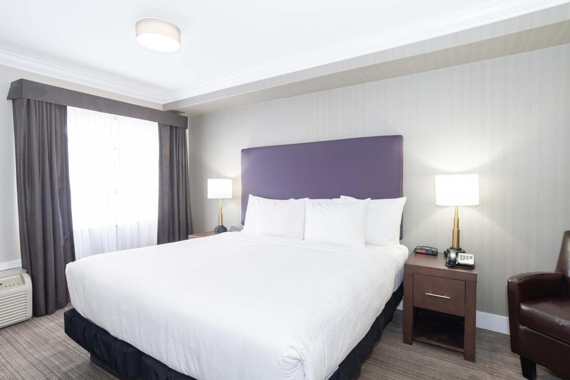 Sandman Hotel And Suites Άμποτσφορντ Εξωτερικό φωτογραφία
